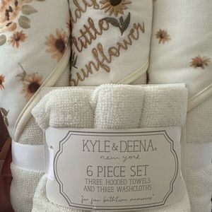 6 pieces , hooded towels